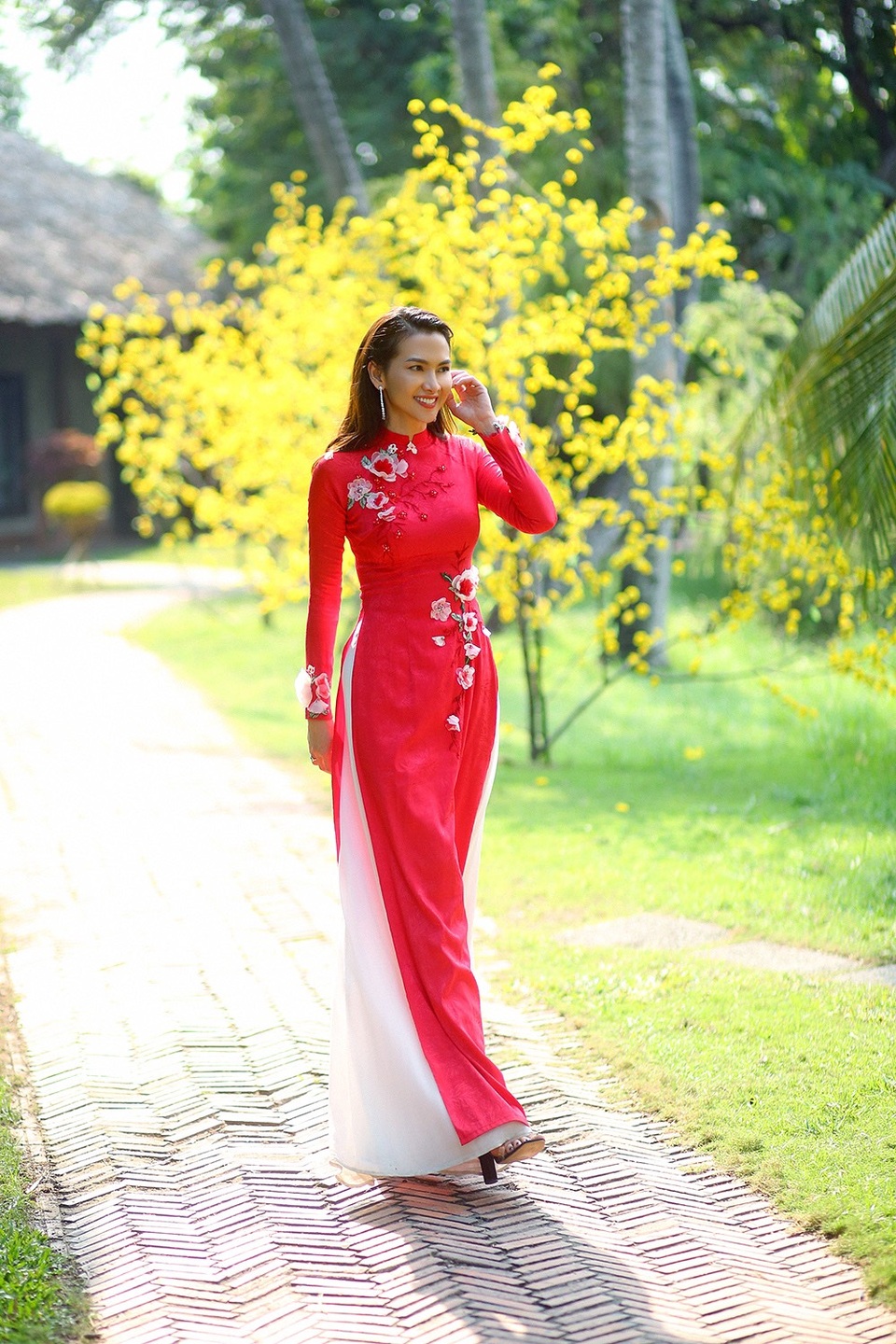 Người mẫu Anh Thư: Tôi học cách cười nhiều hơn mỗi ngày - 1 Người mẫu Anh Thư: Tôi học cách cười nhiều hơn mỗi ngày - 1