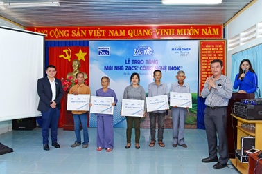 Mái nhà mới, không gỉ sét cho gần 300 hộ gia đình từ Tôn Zacs® + Công nghệ INOK™