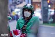 Nỗi lòng tài xế Grab: Chạy “bạc mặt” cả ngày, có cuốc nhận vài nghìn đồng