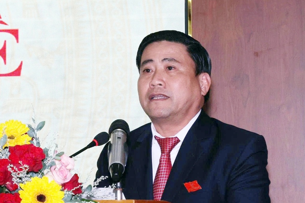 Pan Lam Dong został wybrany na przewodniczącego Rady Ludowej Prowincji Khanh Hoa - 1 Ông Lâm Đông được bầu giữ chức Chủ tịch HĐND tỉnh Khánh Hòa - 1