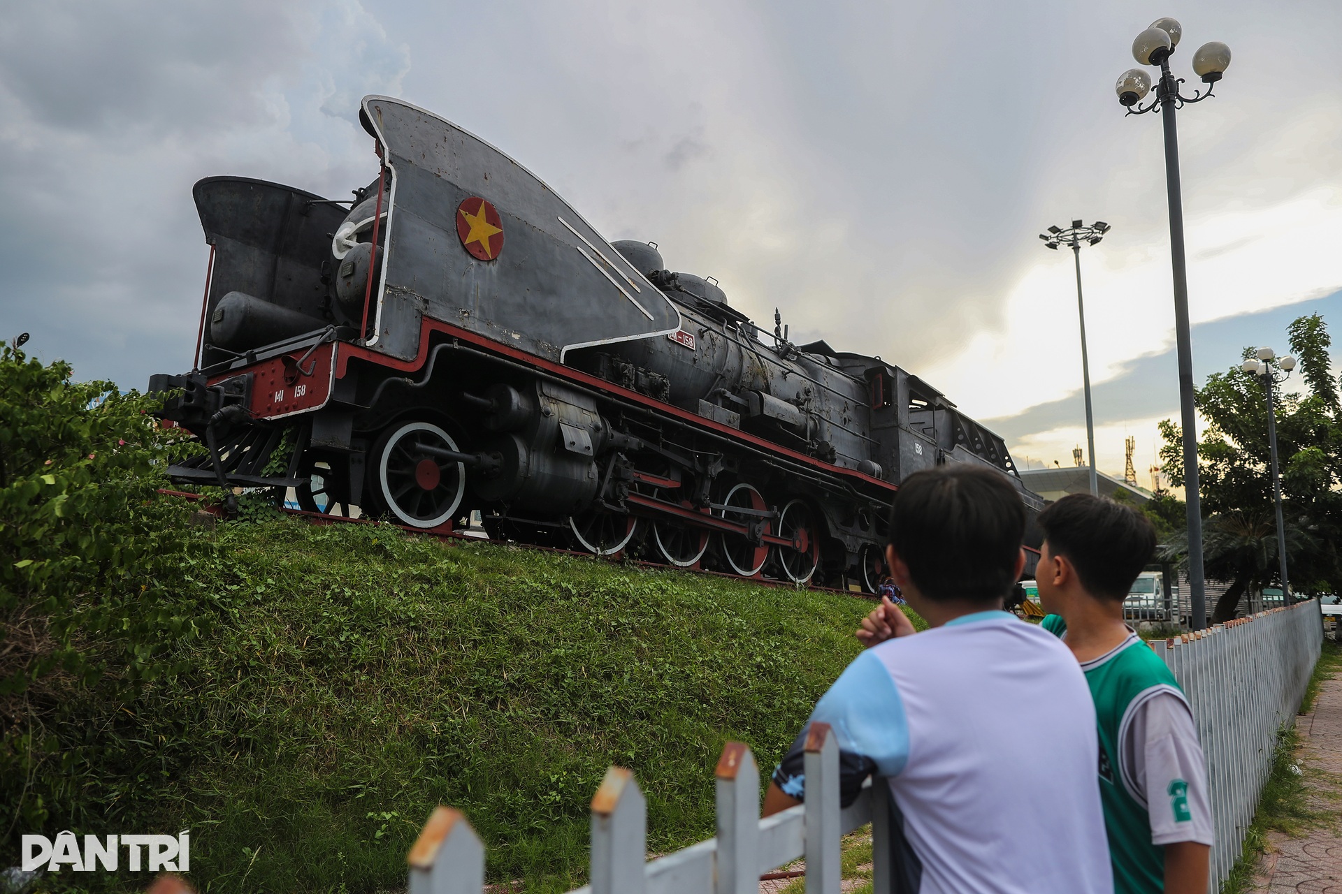 Ga Sài Gòn được đề xuất là đầu mối trung chuyển, có quảng trường hiện đại - 6 Ga Sài Gòn được đề xuất là đầu mối trung chuyển, có quảng trường hiện đại - 6