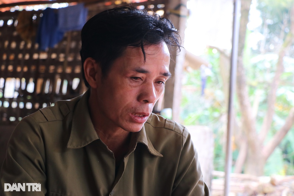 Hai người phụ nữ trong gia đình cùng khổ, ước có bữa ăn tươm tất - 4 Hai người phụ nữ trong gia đình cùng khổ, ước có bữa ăn tươm tất - 4