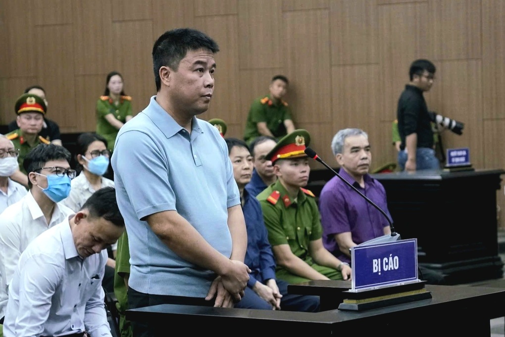 Cựu Bí thư Hoàng Thị Thúy Lan xin được ngồi vì bị chứng ngừng thở, bệnh tim - 3