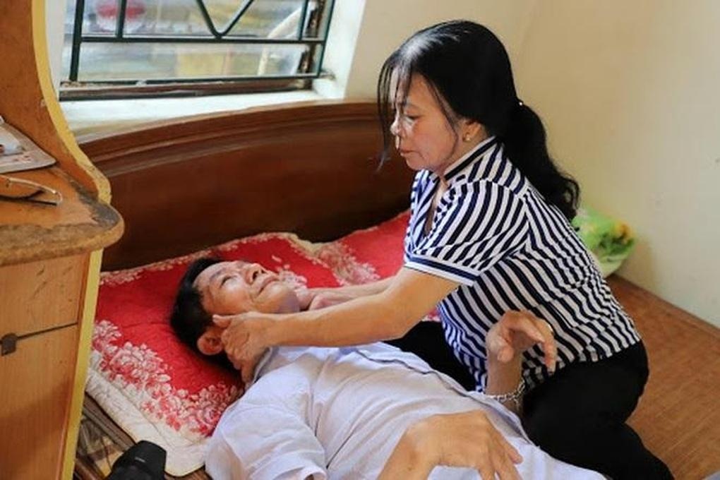 Người đàn ông tìm lại giọng nói sau điều trị ung thư vòm họng - 1 Người đàn ông tìm lại giọng nói sau điều trị ung thư vòm họng - 1