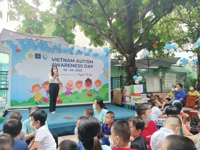 Bà Nguyễn Thị Hiền - Phó Giám đốc Quỹ BTTEVN phát biểu.