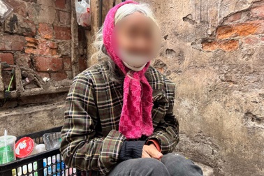 Thông tin bất ngờ vụ cụ bà "ngày đi ăn xin, tối về biệt thự chục tỷ" Hà Nội