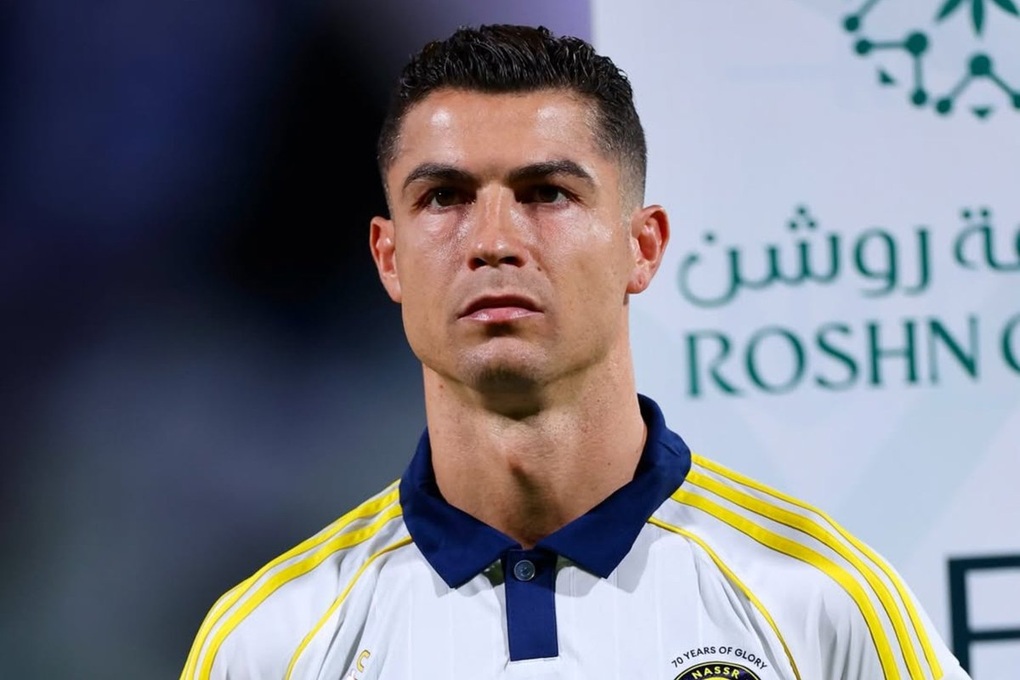 C.Ronaldo kết thúc mùa giải theo kịch bản cay đắng, sắp cuốn gói ra đi - 2 C.Ronaldo kết thúc mùa giải theo kịch bản cay đắng, sắp cuốn gói ra đi - 2