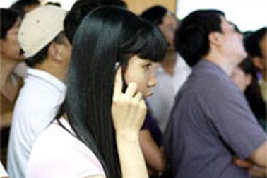 Cổ phiếu “nóng”, thị trường “lạnh”