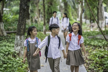 Hành trang nào cần nhất cho con vào lớp 1?