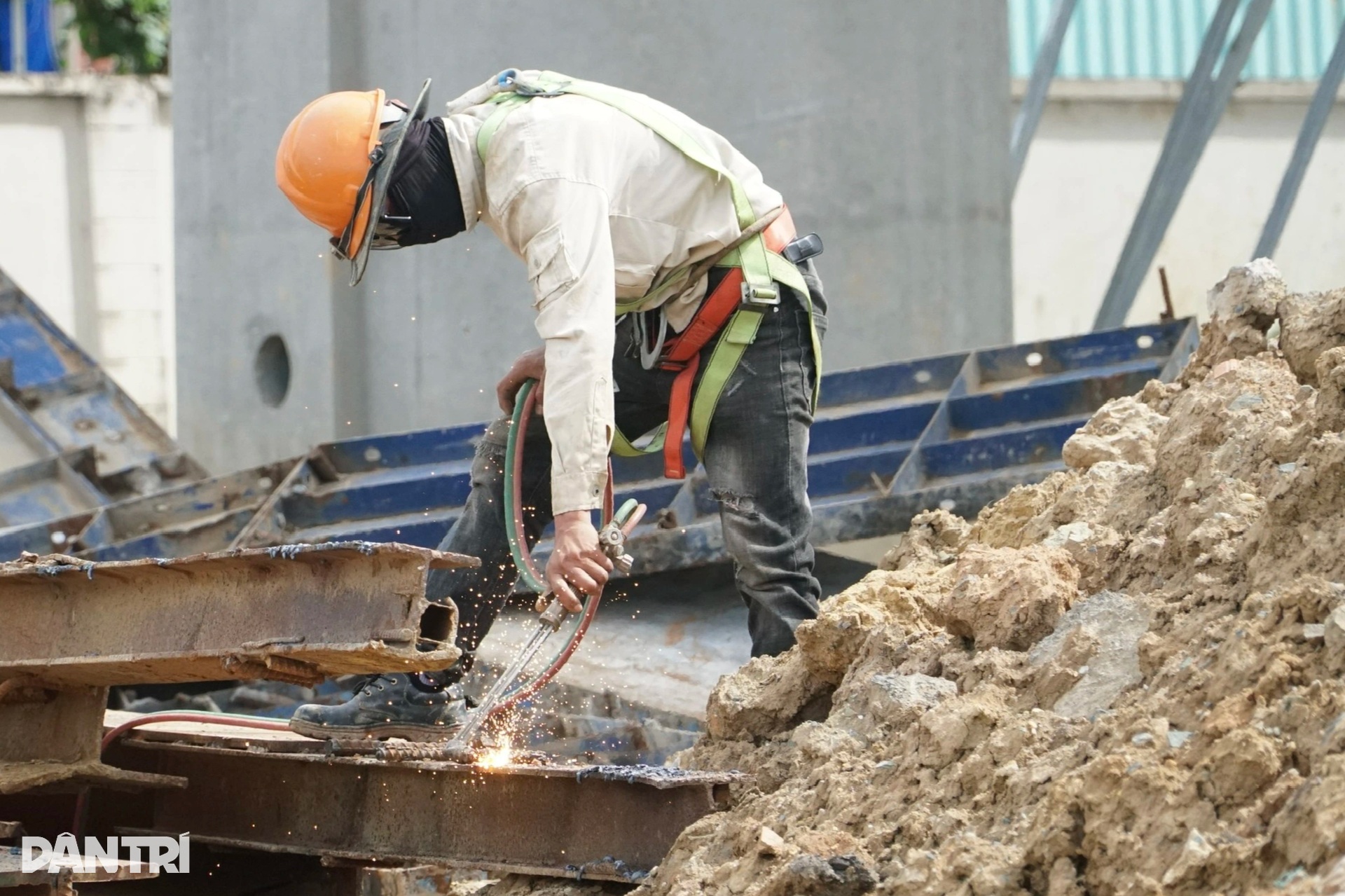Tất bật ở đại công trường nút giao phức tạp nhất Vành đai 3 TPHCM - 7 Tất bật ở đại công trường nút giao phức tạp nhất Vành đai 3 TPHCM - 7