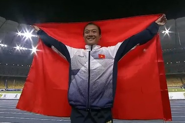 Lê Tú Chinh: Từ xóm lao động nghèo chạy thẳng đến đỉnh cao SEA Games 29