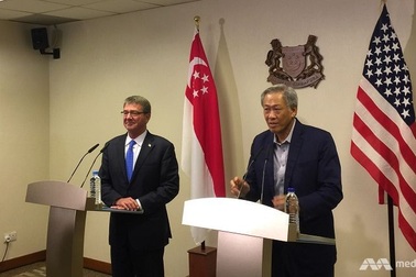 Bộ trưởng Quốc phòng Mỹ và Singapore thị sát eo biển Malacca