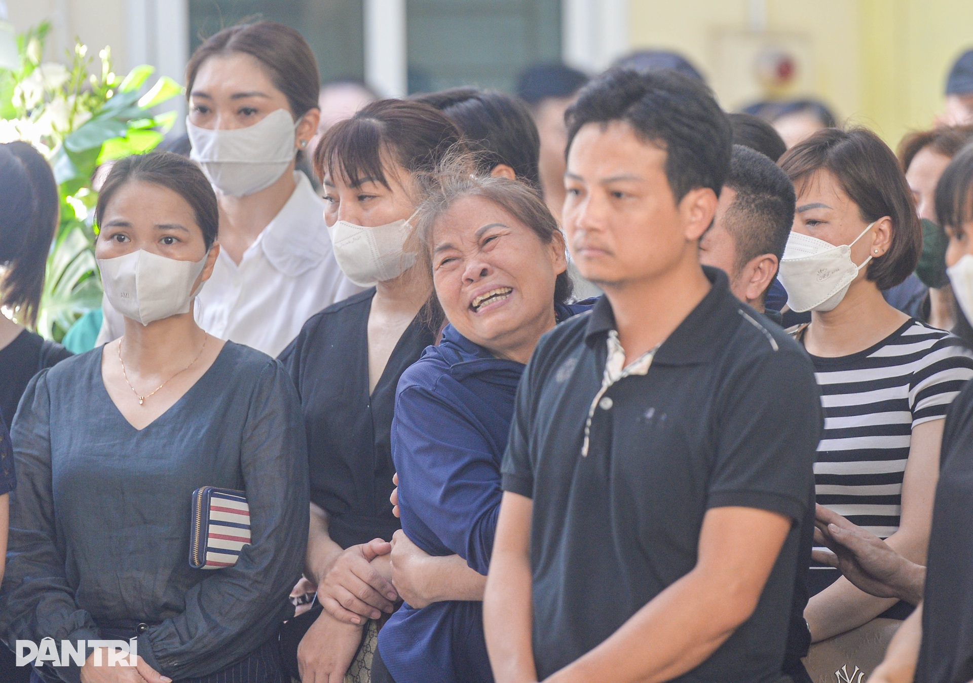Vụ cháy 3 người tử vong ở Hà Nội: Bố có lỗi với các con! - 6 Vụ cháy 3 người tử vong ở Hà Nội: Bố có lỗi với các con! - 6