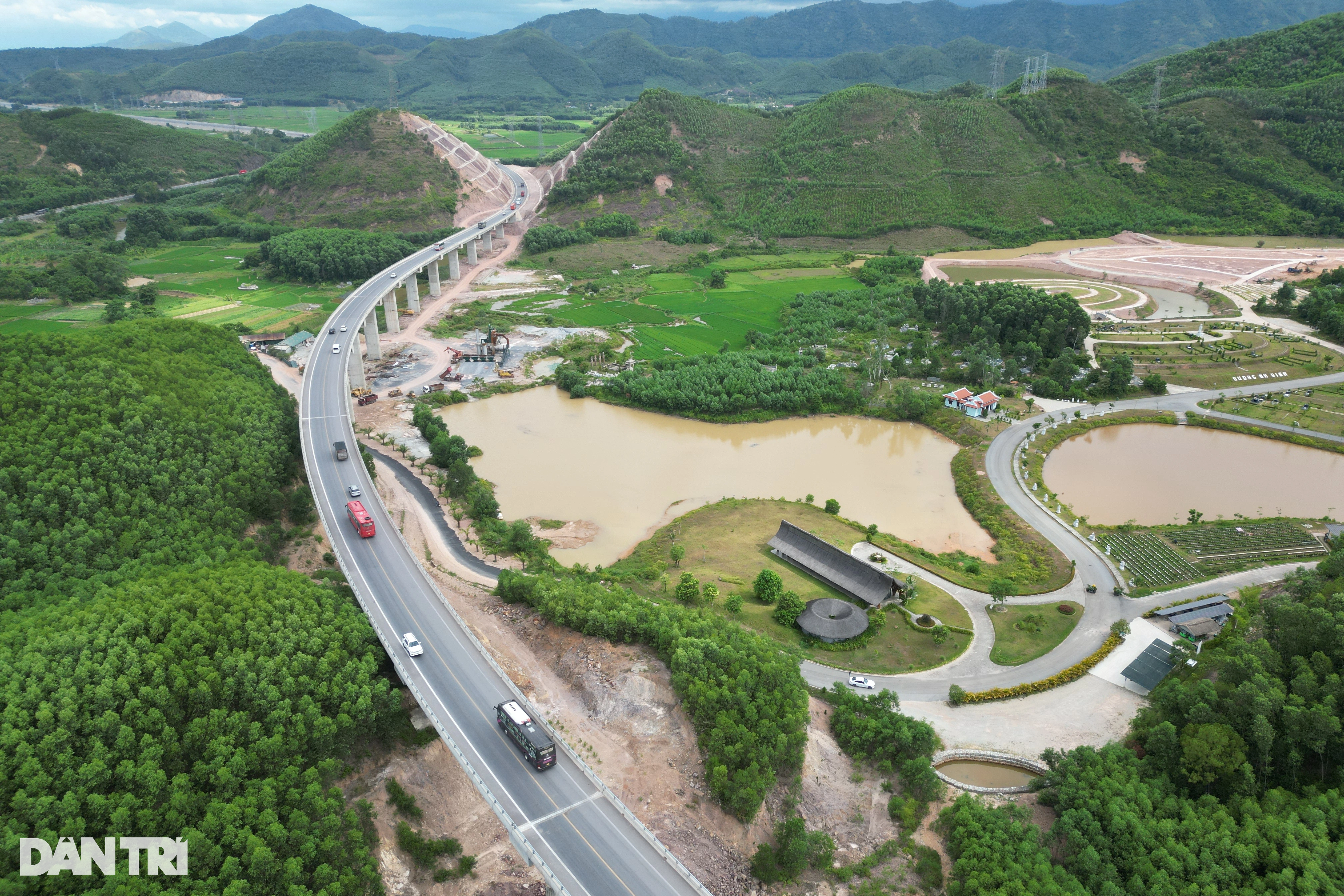 Nút thắt cổ chai tử thần trên cao tốc Cam Lộ - La Sơn - 3 Nút thắt cổ chai tử thần trên cao tốc Cam Lộ - La Sơn - 3