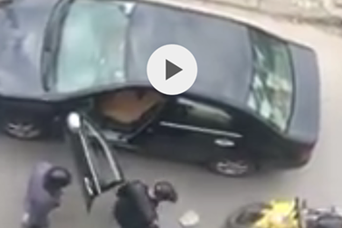 Công an điều tra vụ một giám đốc bị hành hung dã man giữa phố