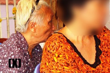 Cụ bà 73 tuổi điều hành sòng bạc 