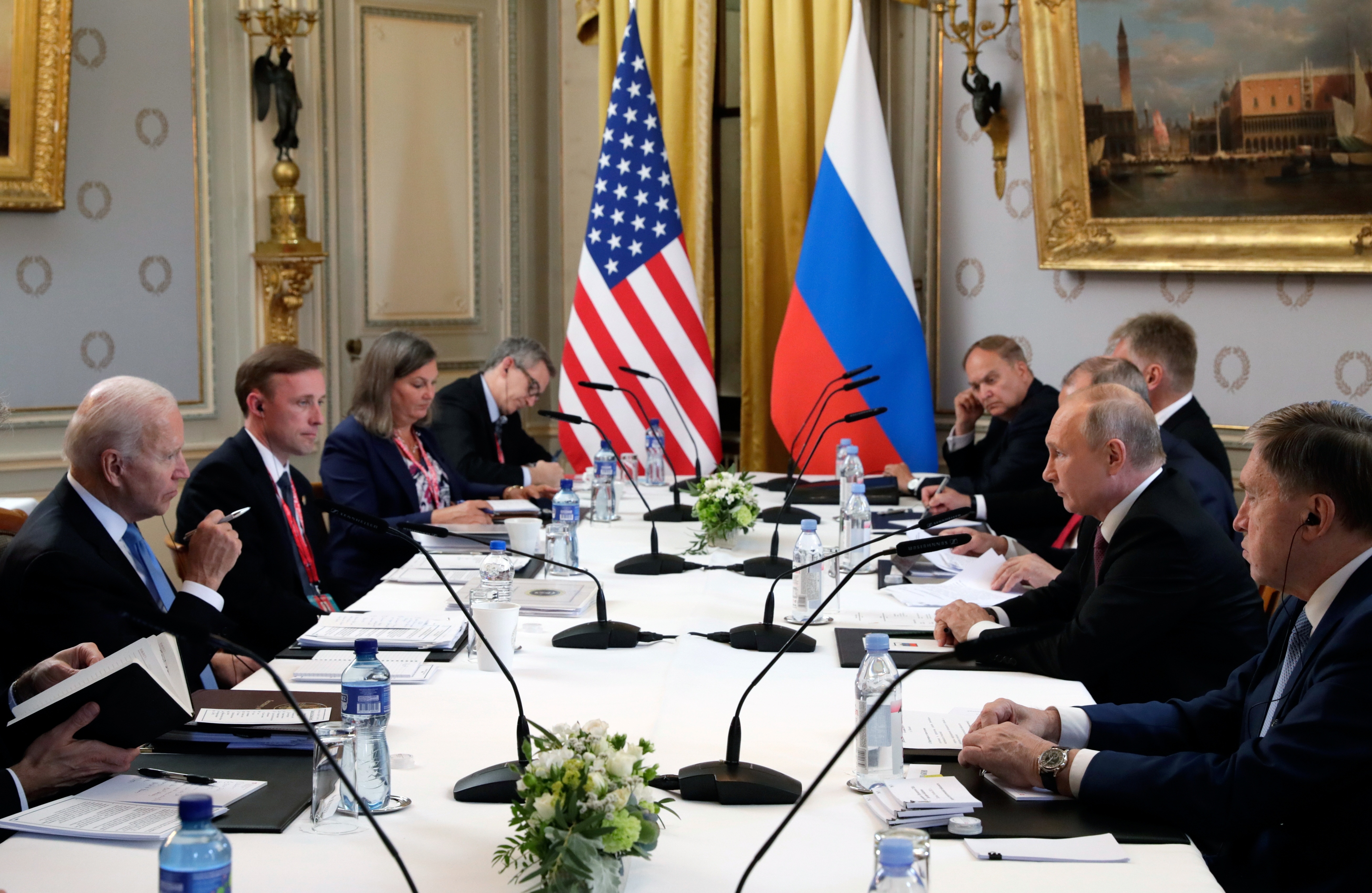 Thượng đỉnh Putin - Biden: Cạnh tranh cân não và phép thử siêu tên lửa - 2 Thượng đỉnh Putin - Biden: Cạnh tranh cân não và phép thử siêu tên lửa - 2