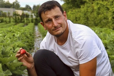 Bỏ việc về quê khởi nghiệp, cựu nhân viên JPMorgan trở nên nổi tiếng