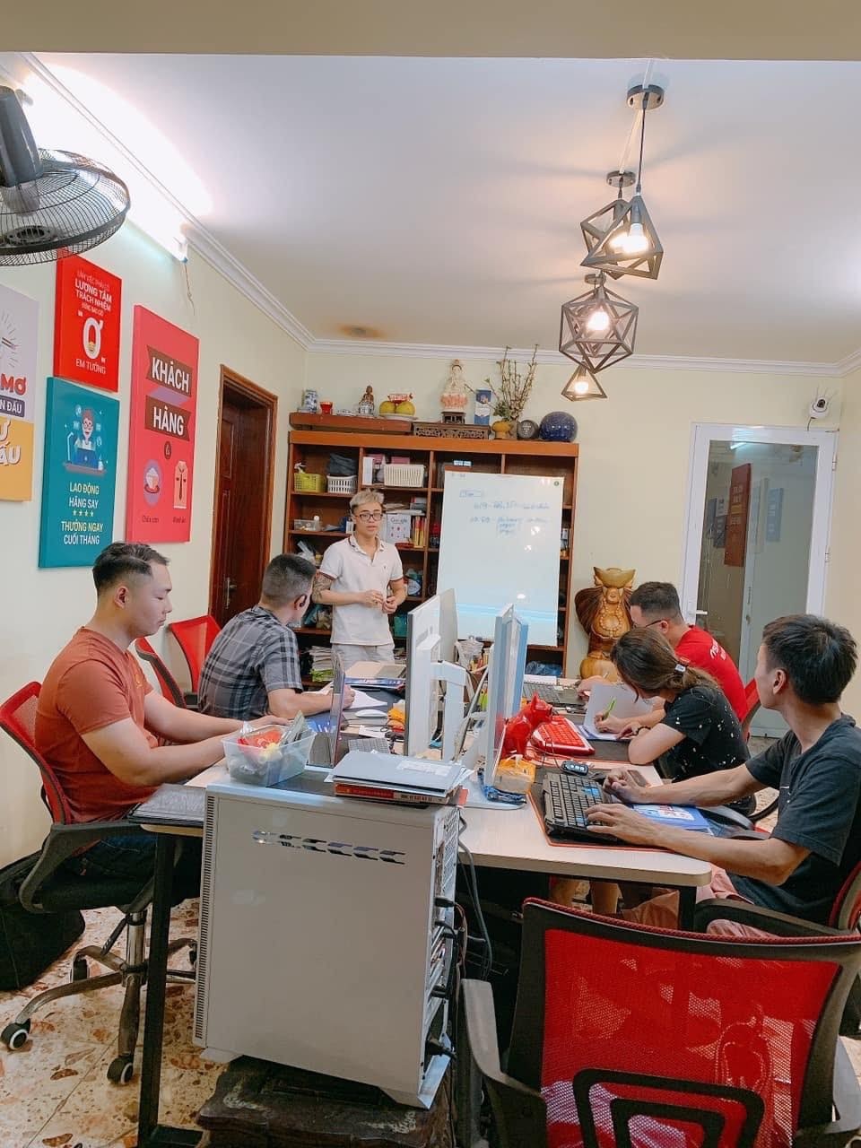 Đột nhập lớp học “thực chiến facebook” của thầy giáo 9x, cần chuẩn bị gì cho xu hướng bán hàng tiếp tục hot trong 2020? - 3 Đột nhập lớp học “thực chiến facebook” của thầy giáo 9x, cần chuẩn bị gì cho xu hướng bán hàng tiếp tục hot trong 2020? - 3