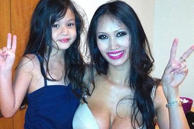 Người mẫu Playboy gốc Việt bị bắt giữ tại Mỹ vì “bắt cóc con gái”