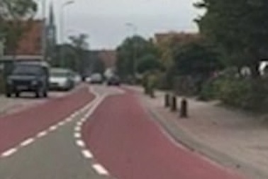 Vạch chia đường loằng ngoằng kỳ dị nhất ở Hà Lan