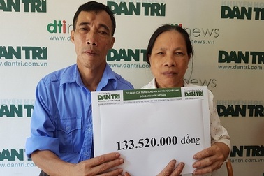 Bạn đọc Dân trí giúp đỡ 2 bà cháu rau cháo nuôi nhau hơn 133 triệu đồng.