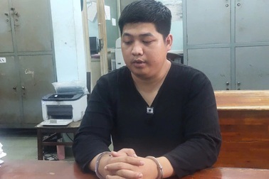 Thuê người tạt sơn đòi nợ cho cha, thanh niên bị bắt ngay dịp nghỉ lễ