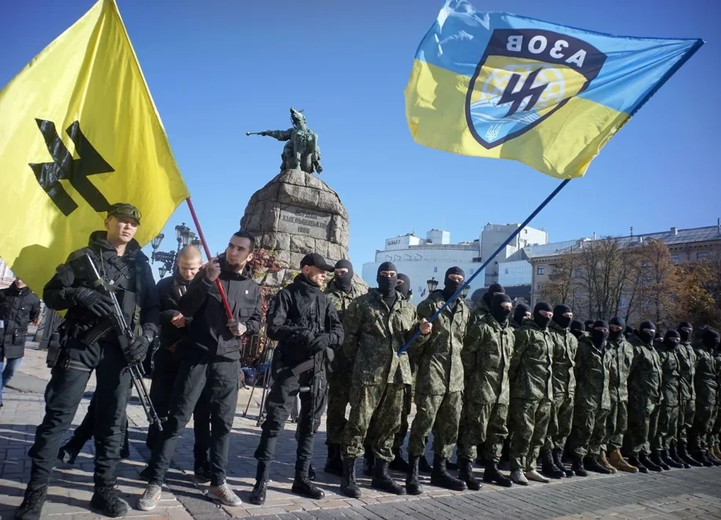 Lữ đoàn Azov trở lại chiến đấu tại tiền tuyến Ukraine - 1 Lữ đoàn Azov trở lại chiến đấu tại tiền tuyến Ukraine - 1