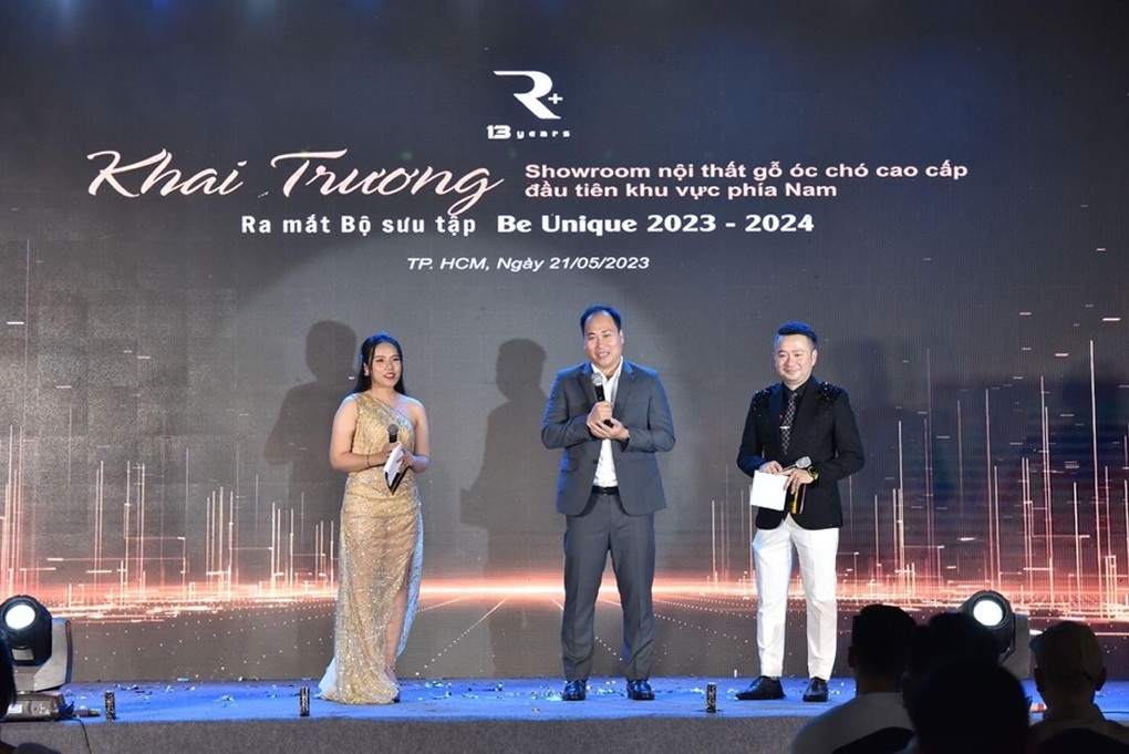 Khai trương showroom nội thất gỗ óc chó cao cấp tại Sài Gòn - 2 Khai trương showroom nội thất gỗ óc chó cao cấp tại Sài Gòn - 2