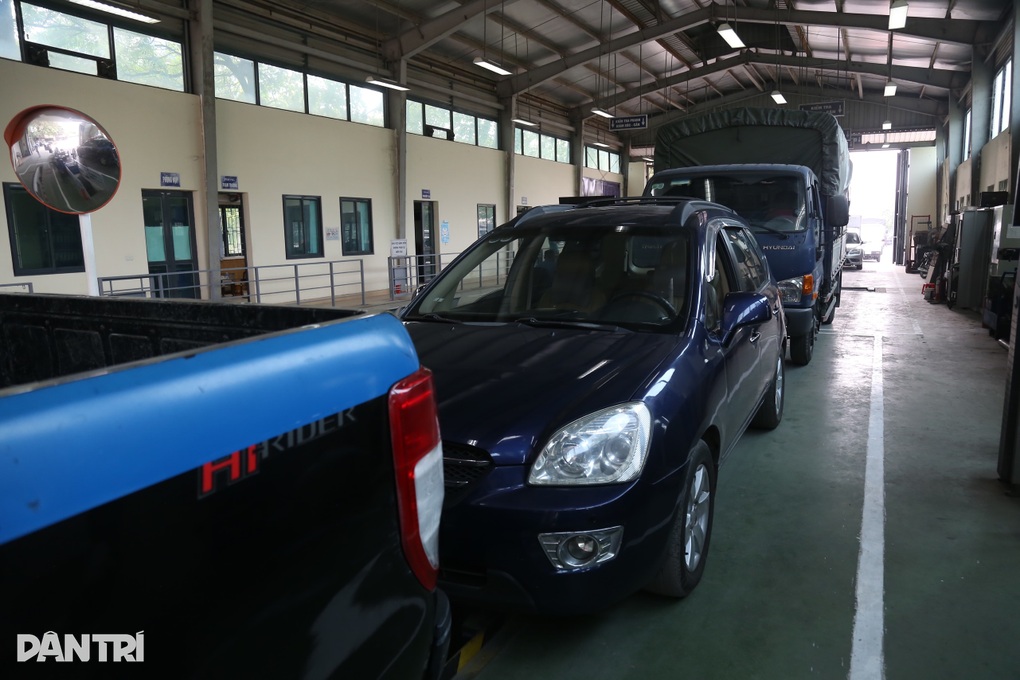 Công ty tôi khốn khổ, tài xế nghỉ vì ô tô hết hạn chưa đăng kiểm được - 8 Công ty tôi khốn khổ, tài xế nghỉ vì ô tô hết hạn chưa đăng kiểm được - 8