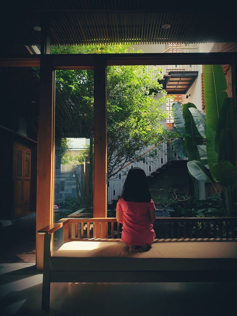 Gia đình trẻ ở Đà Nẵng làm vườn, nuôi cá trong biệt thự giữa phố - 9 Gia đình trẻ ở Đà Nẵng làm vườn, nuôi cá trong biệt thự giữa phố - 9