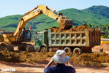 Xử lý trách nhiệm lãnh đạo bao che, làm thất thoát khoáng sản
