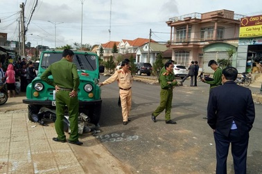 Xe U oát tông trực diện xe máy, 1 người chết