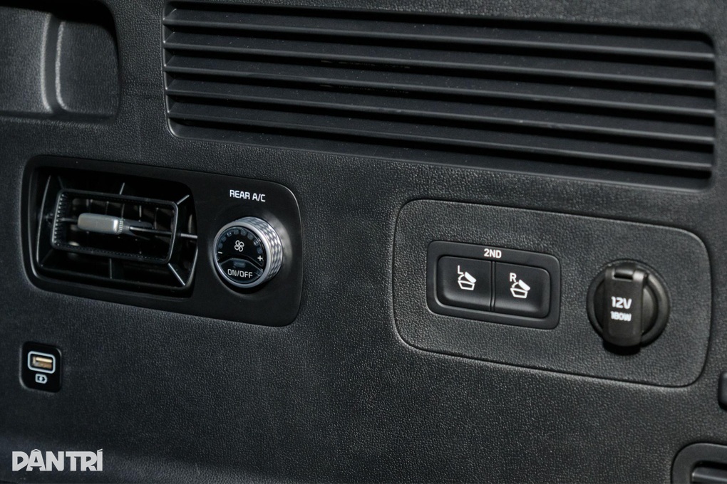 Ngoài ăn xăng như ngửi, Kia Sorento PHEV có gì khi đắt gần bằng GLC 200 - 32 Ngoài ăn xăng như ngửi, Kia Sorento PHEV có gì khi đắt gần bằng GLC 200 - 32