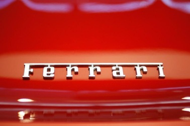 Ferrari xác nhận đang cân nhắc làm xe đa dụng