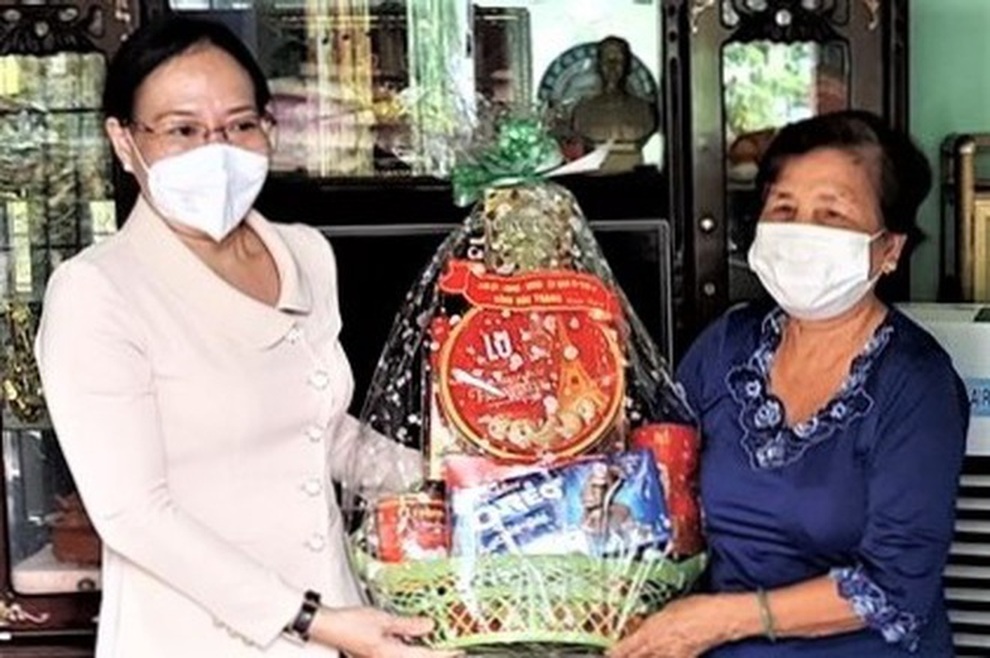 Tri ân người có công với cách mạng nhân dịp Ngày Thương binh, Liệt sĩ - 2 Tri ân người có công với cách mạng nhân dịp Ngày Thương binh, Liệt sĩ - 2