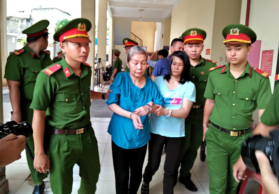 Hành trình tu luyện mù quáng của người chủ mưu vụ đổ bê tông giấu 2 thi thể - 8 Hành trình tu luyện mù quáng của người chủ mưu vụ đổ bê tông giấu 2 thi thể - 8