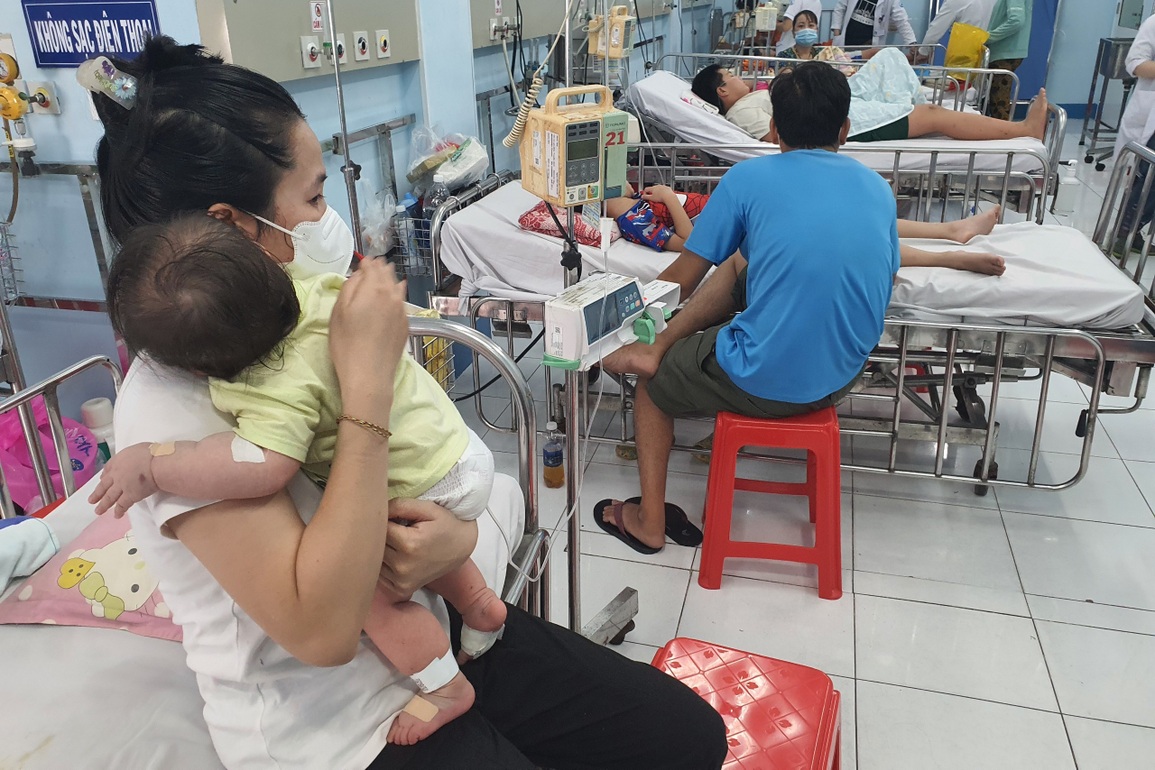 Tất cả ca tử vong do sốt xuất huyết đều ở phía Nam, Bộ Y tế chỉ đạo khẩn - 2 Tất cả ca tử vong do sốt xuất huyết đều ở phía Nam, Bộ Y tế chỉ đạo khẩn - 2