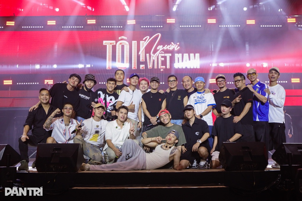 Tôi! Người Việt Nam bàn giao 5,3 tỷ đồng ủng hộ đồng bào vùng bão lũ - 3