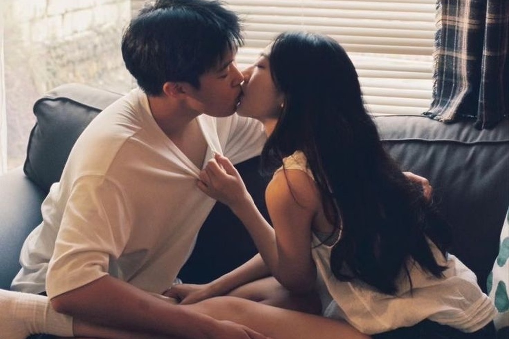 Vợ nghiện xem phim người lớn trước mỗi lần gần gũi, tôi phải làm sao? - 1