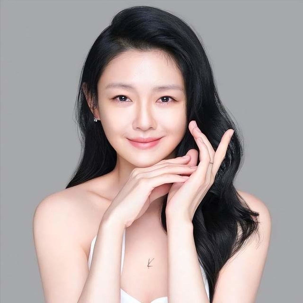 Từ Hy Viên hé lộ góc khuất hôn nhân hào môn, tố chồng cũ quỵt nợ 16 tỷ đồng - 1 Từ Hy Viên hé lộ góc khuất hôn nhân hào môn, tố chồng cũ quỵt nợ 16 tỷ đồng - 1