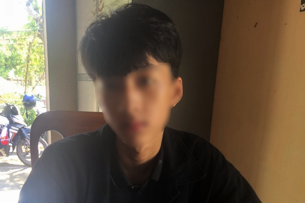 Nhóm đối tượng nhí lừa lấy hàng chục tỷ đồng để sắm đồ hiệu - 1 Nhóm đối tượng nhí lừa lấy hàng chục tỷ đồng để sắm đồ hiệu - 1