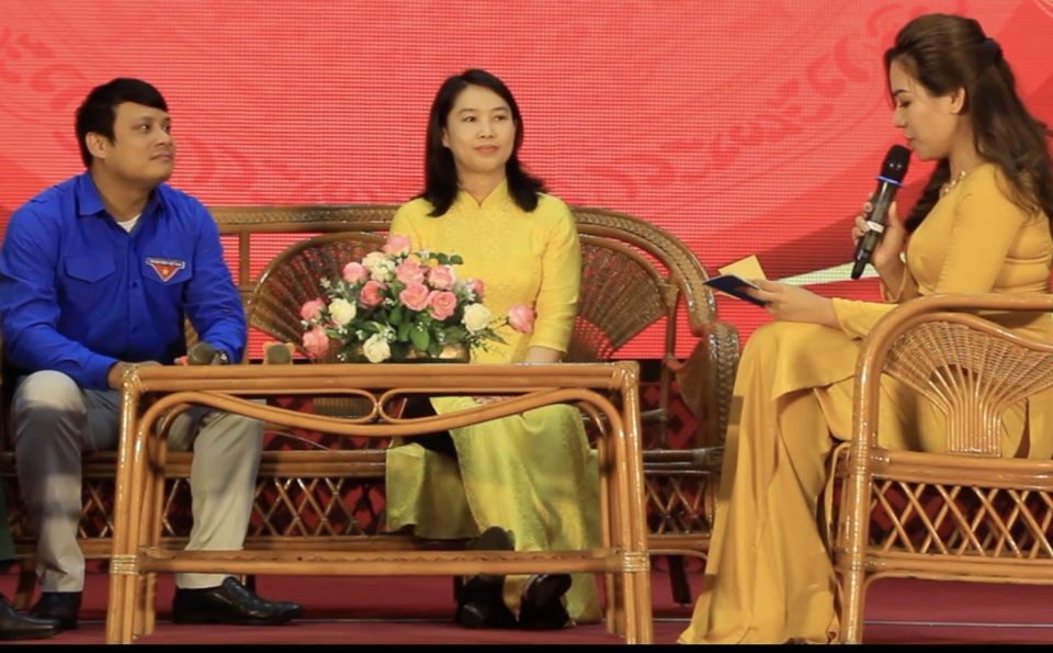 Nữ PGS trẻ tuổi nhất VN 2020 được vinh danh Đảng viên trẻ tiêu biểu Nghệ An - 2 Nữ PGS trẻ tuổi nhất VN 2020 được vinh danh Đảng viên trẻ tiêu biểu Nghệ An - 2