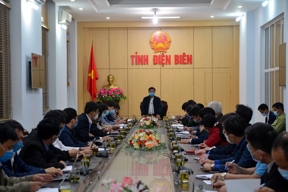 Điện Biên họp khẩn trong đêm vì có 3 người dương tính với SARS-CoV-2 - 1 Điện Biên họp khẩn trong đêm vì có 3 người dương tính với SARS-CoV-2 - 1