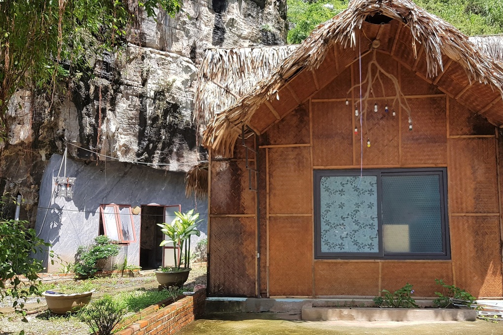 Khu vệ sinh lột xác tài tình thành phòng nghỉ hạng sang gây choáng váng - 12