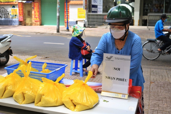 &quot;Hạt vàng Bưu điện&quot; chung tay vì cộng đồng vượt trên thách thức của dịch Covid-19 - Ảnh 2.