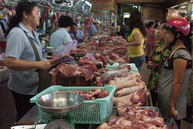 Thực phẩm chợ bán lẻ: Đến “lễ” lại tăng