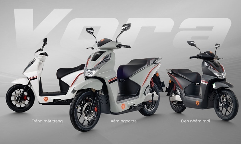 Xe máy điện mới đi tới 296 km/lần sạc, có màn hình TFT cùng định vị GPS với giá bán hợp lý