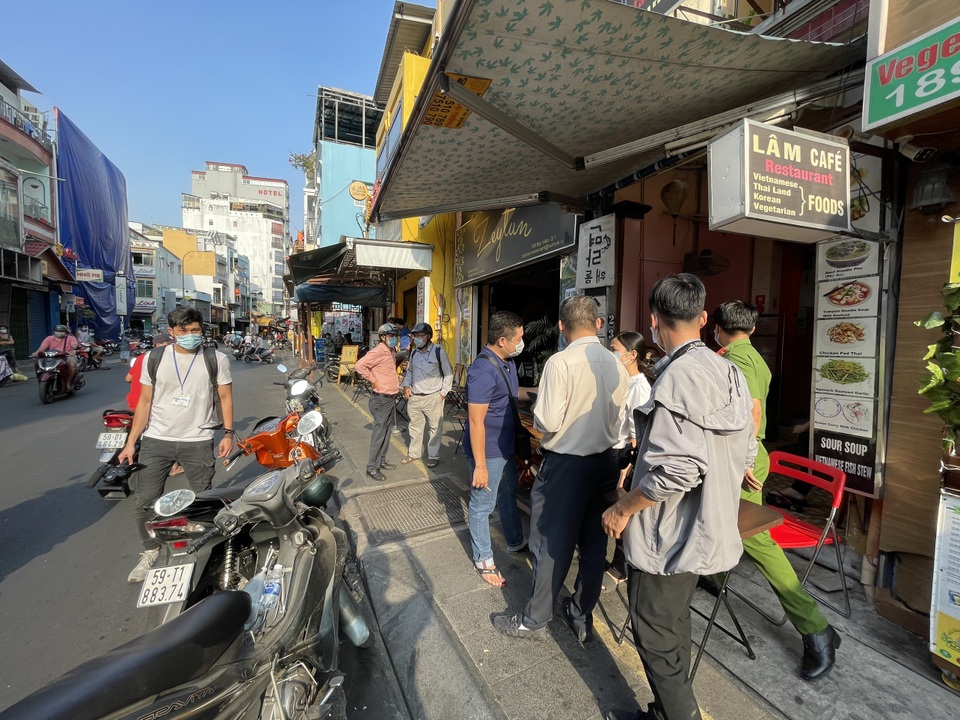 TPHCM: Kêu gọi những người đến Khỏe Massage khai báo y tế - 1 TPHCM: Kêu gọi những người đến Khỏe Massage khai báo y tế - 1