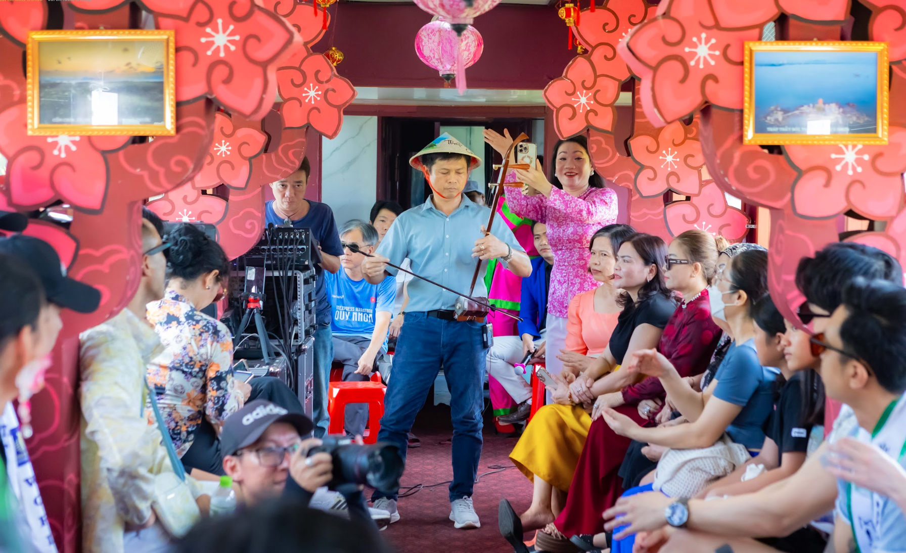 Top 36 siêu mẫu thể hình thế giới tham quan thành phố biển Quy Nhơn - 5 Top 36 siêu mẫu thể hình thế giới tham quan thành phố biển Quy Nhơn - 5